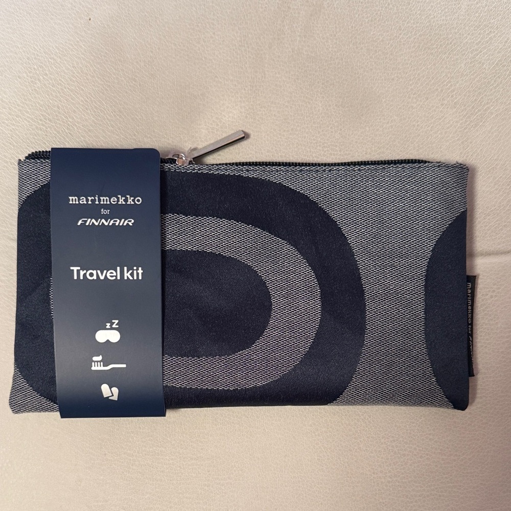 MARIMEKKO Pouch and Travel Kit